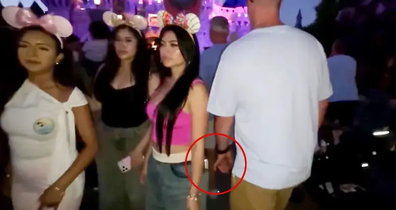 Eşi ve bebeğinin yanında fenomeni taciz etti, kameralara yakalandı