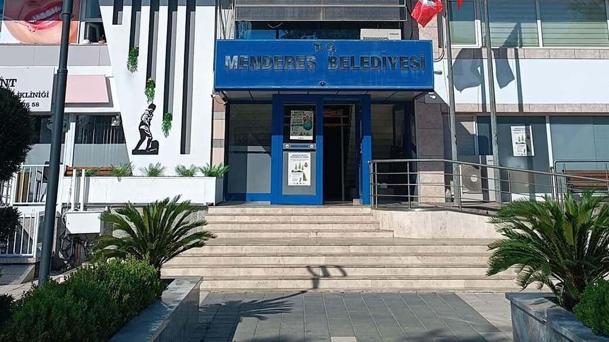 Menderes Belediyesi soruşturmasında ikinci dalga: 9 kişiden 7’si tutuklandı