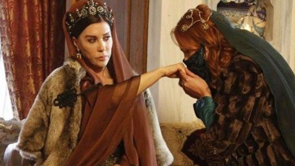 Nebahat Çehre ile Meryem Uzerli yıllar sonra aynı karede: Sosyal medyada gündem oldu