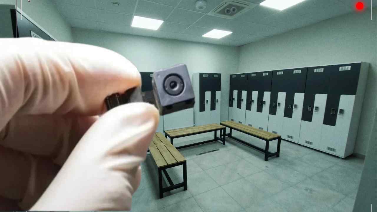 Öğrencilerin soyunma odasına gizli kamera koyan okul müdürü tutuklandı