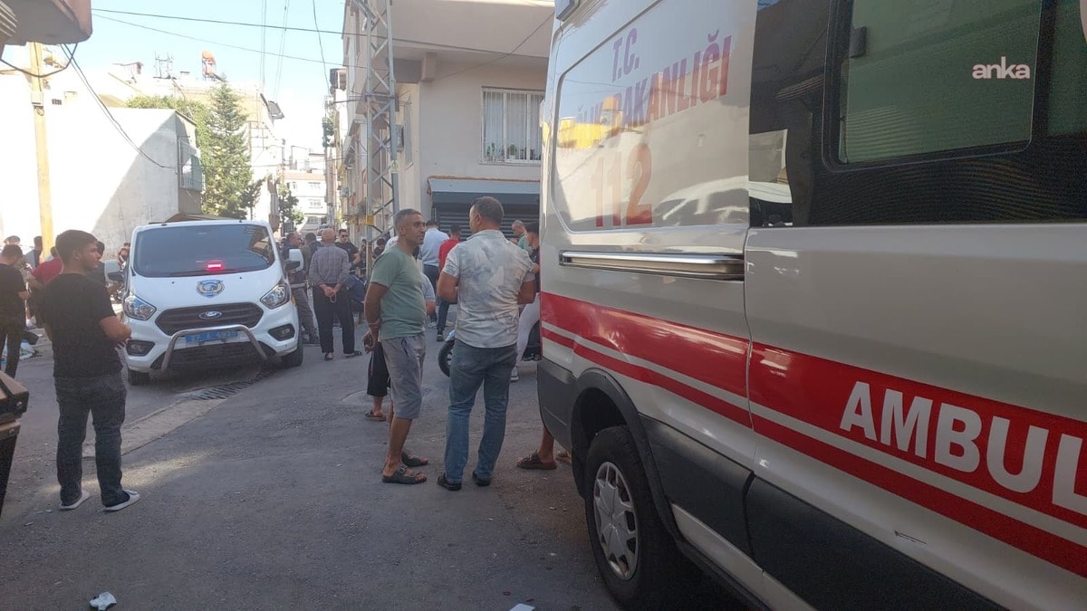 Önce eşini katletti, sonra sokağa çıkıp dehşet saçtı: 1 ölü, 4 yaralı