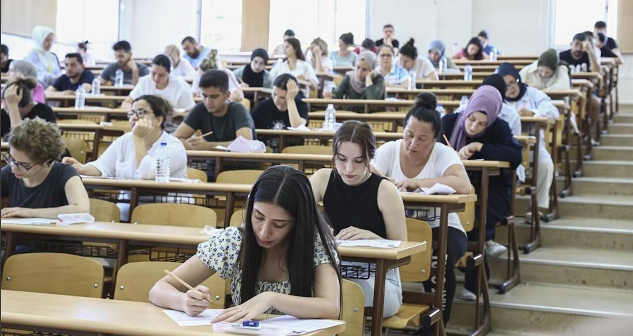 KPSS adaylarına kimlik kolaylığı: Nüfus müdürlükleri pazar günü açık