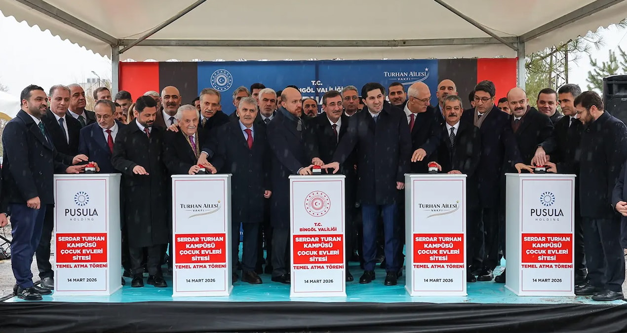 Pusulacı, devlet erkanıyla temel atmış
