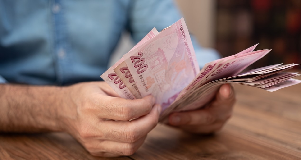 Memurların 'garantilediği' yılbaşı maaş zammı belli oldu