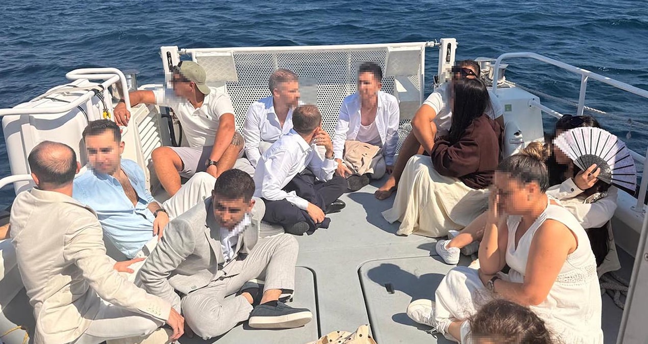 Göçmen kaçakçılarının yeni yöntemi deşifre oldu: Artık bu kıyafetleri giydiriyorlar