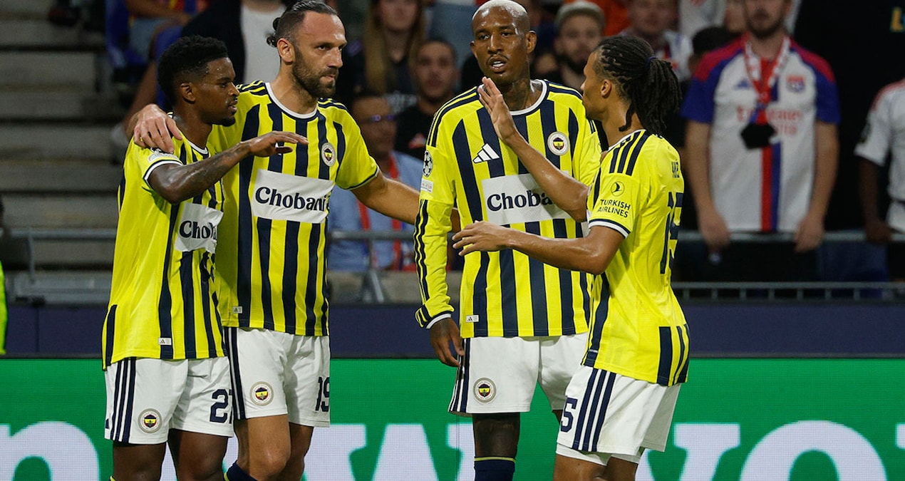 Fenerbahçe'de Talisca İstanbul'dan ayrıldı