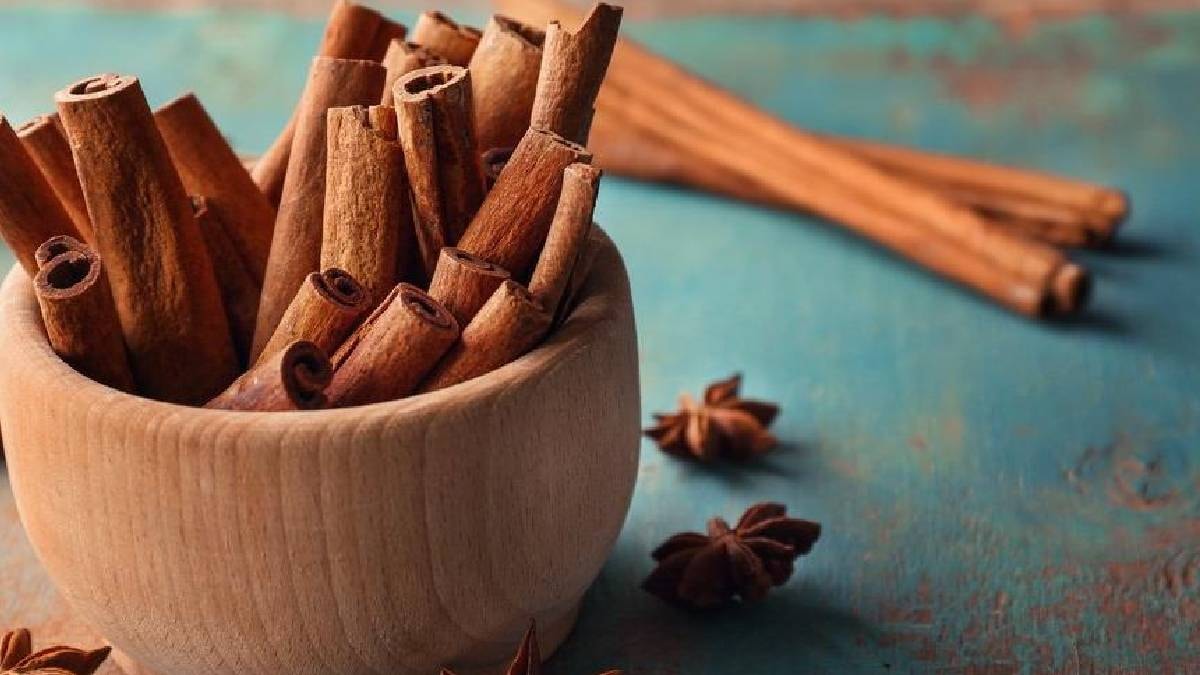 Faydasını duyan temizlik suyuna tarçın atmaya başlıyor