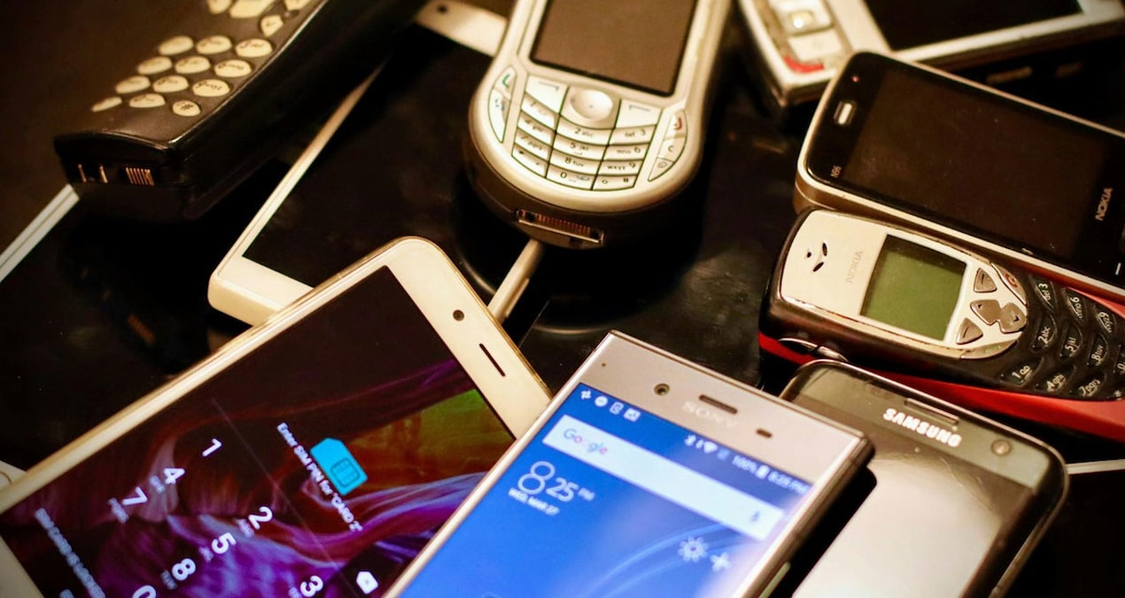 Evdeki eski telefonları sakın atmayın: İçindeki 100 kat daha değerli
