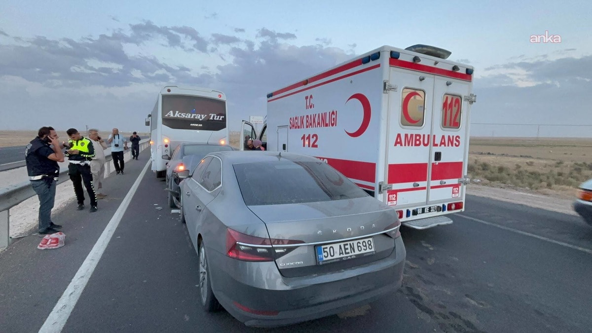 Toz fırtınası sonrası zincirleme kaza: &Ccedil;ok sayıda yaralı var