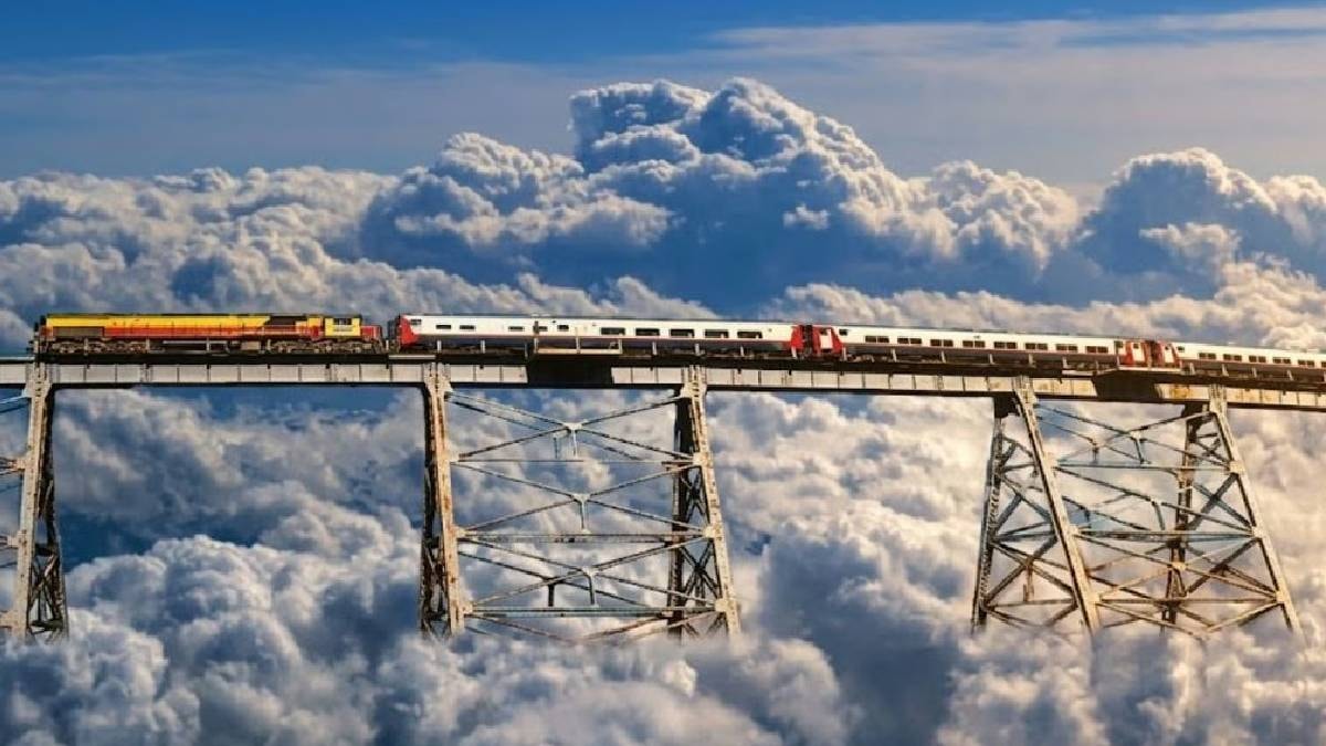 Bulutların arasından geçiyor: Bu tren 4 bin 220 metreye çıkıyor