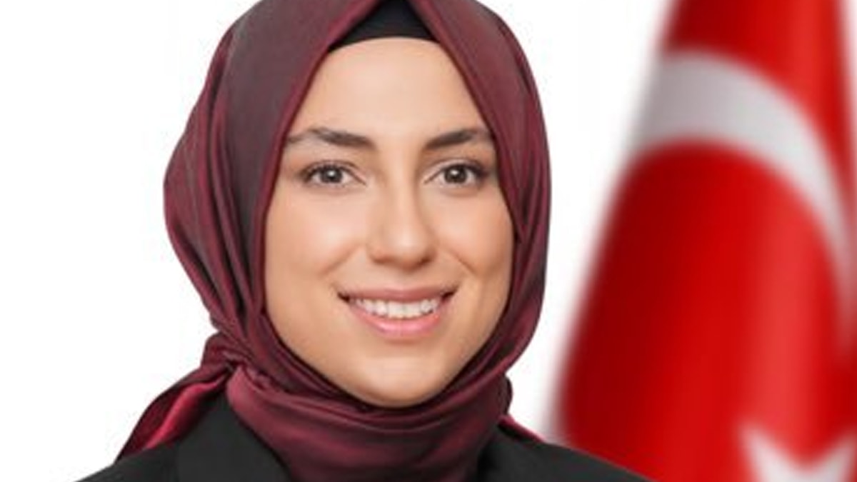 Üsküdar Belediyesi Başkan Yardımcısı CHP’den istifa etti: Seçim öncesi tutuklanmış sonra ev hapsiyle tahliye edilmişti