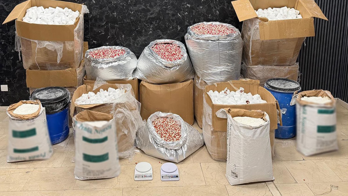 İstanbul’da 170 kilo uyuşturucu ve 850 bin hap ele geçirildi