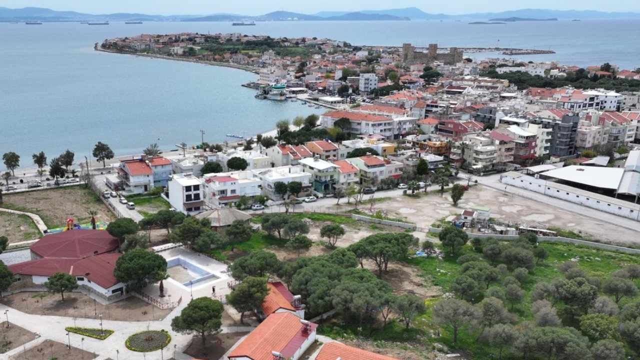 Valizini toplayan emekli bu şehre taşınıyor: Deniz kenarında krallar gibi yaşıyor