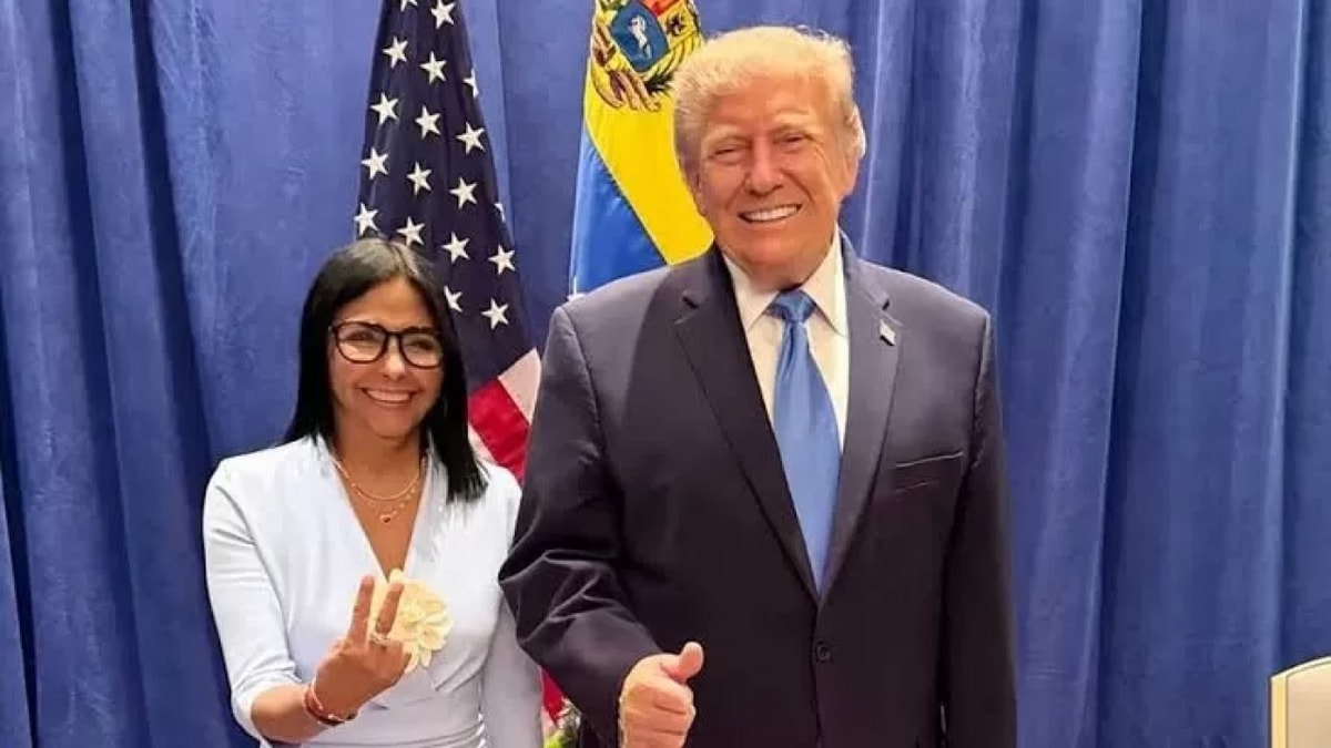 Trump, fethettiği ülkenin başkanıyla ilk kez görüştü