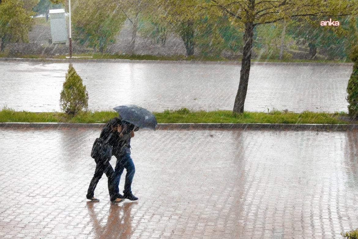 Meteoroloji'den kritik fırtına ve sağanak alarmı! Hızı saatte 80 kilometreyi bulacak