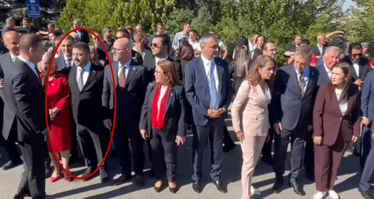 Kesin ihracı istenmişti: Ahmet Baran Yazgan Anıtkabir'de en ön sırada ortaya çıktı