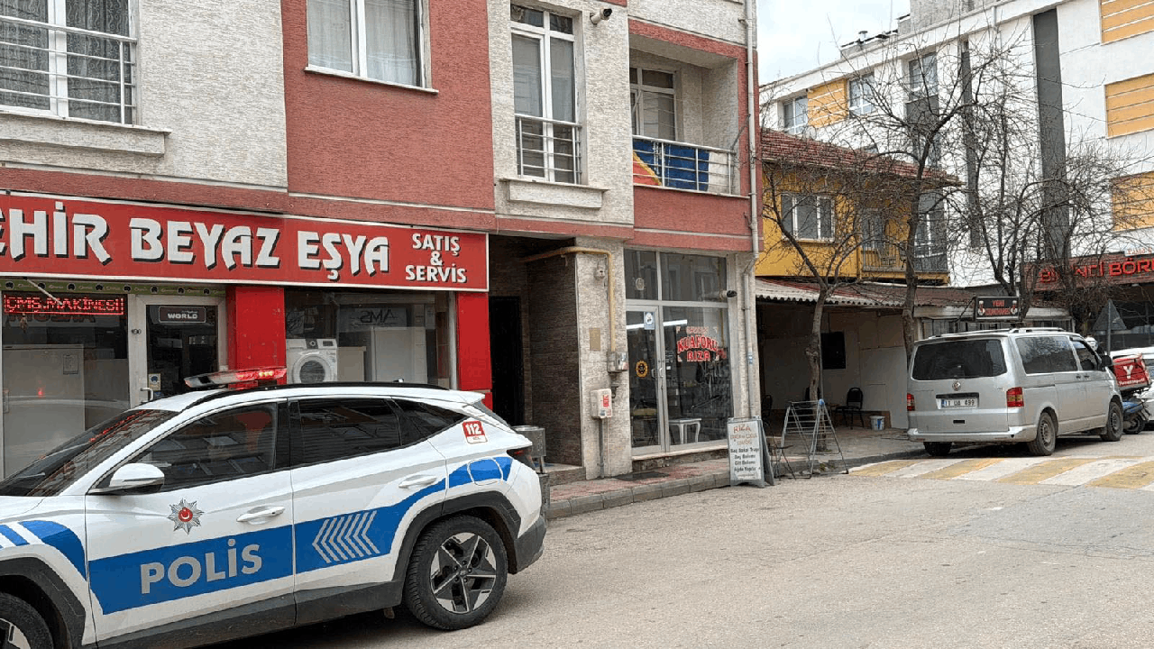 Üvey babasını öldüren sanık: 'Annemi korumak için yaptım'