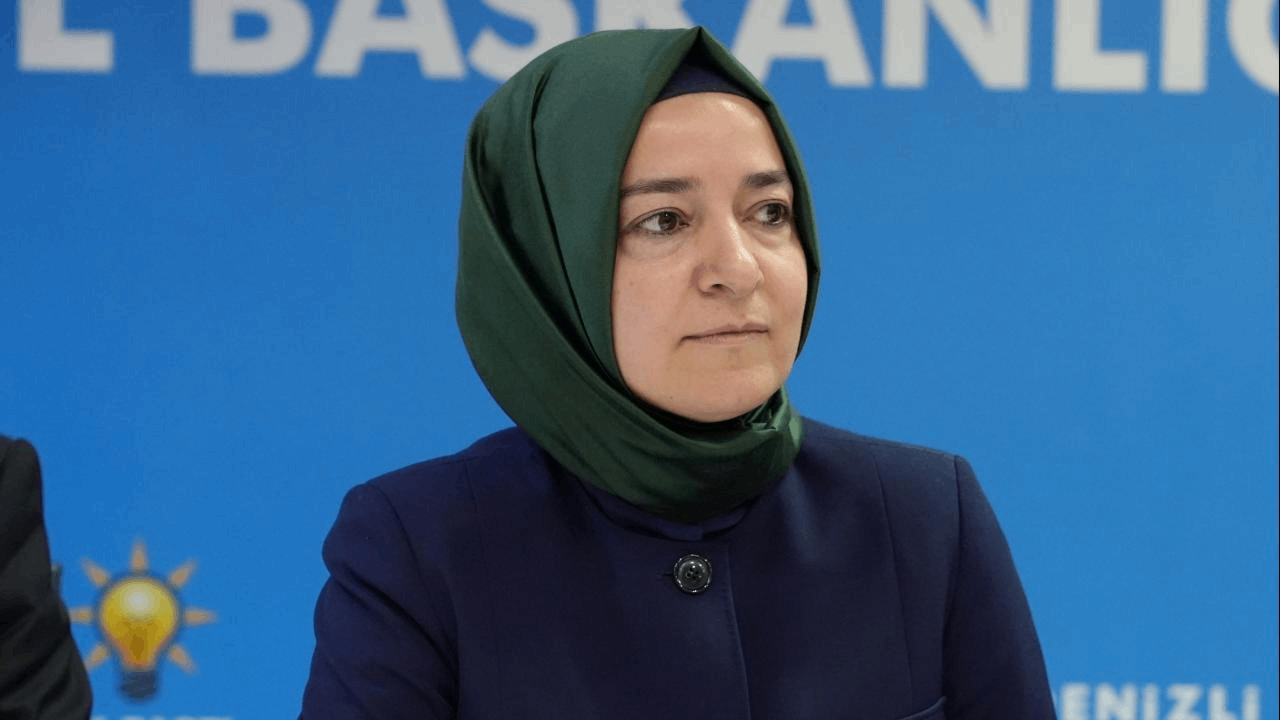 Eski bakan Fatma Betül Sayan Kaya'ya ikinci şok: AKP'liler apar topar kapı dışarı etti