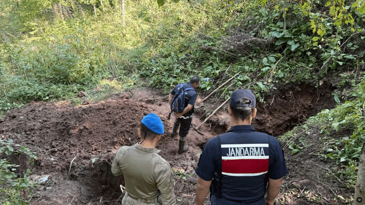 Artvin’de 30 yıllık sır çözüldü: Mağarada yaşayan kocası katletmiş!