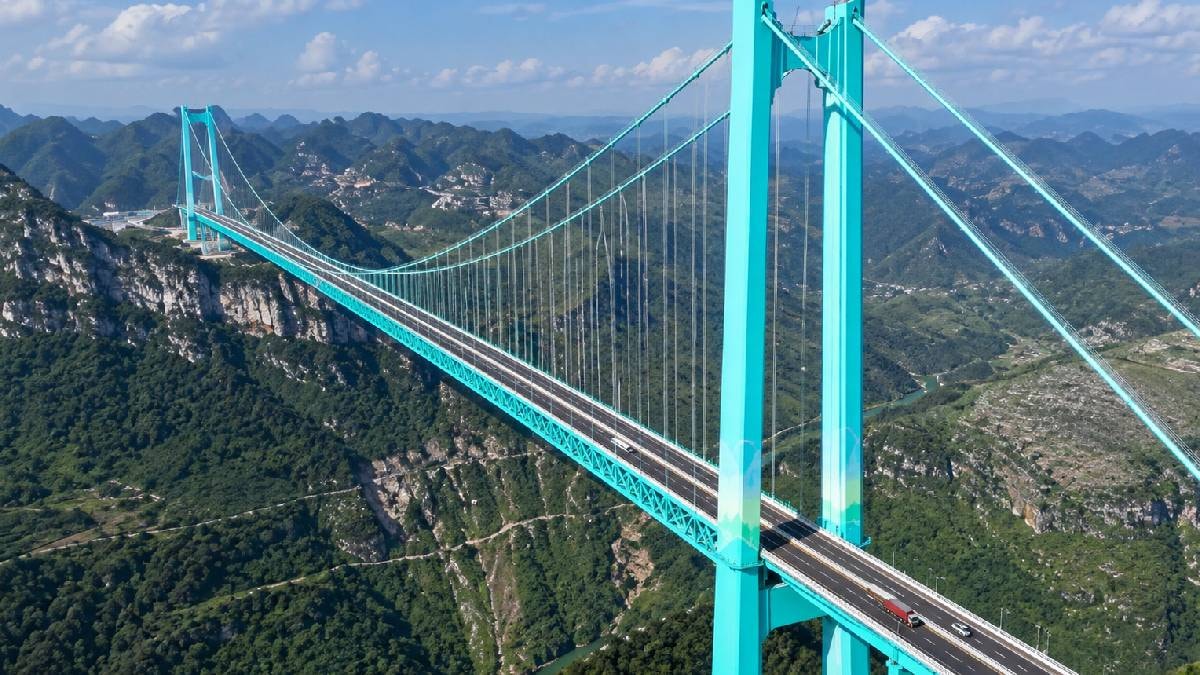 Yapılan köprü ile 2 saatlik yol 2 dakikaya indi